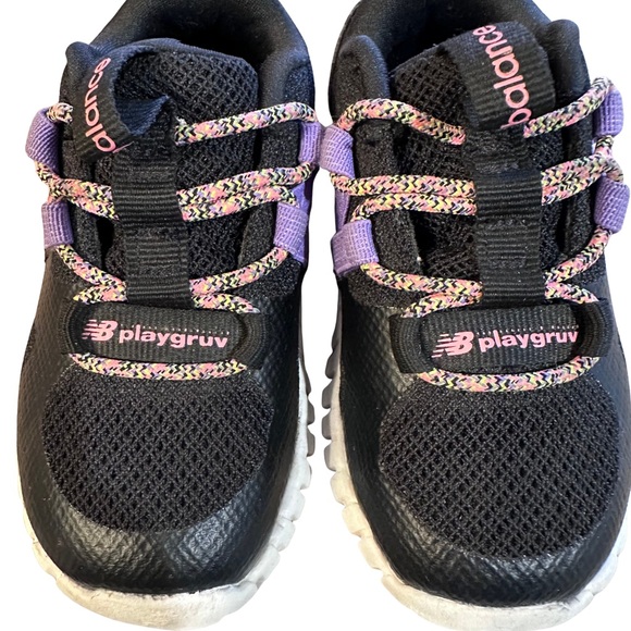 New Balance Kids Sneakers in Black and Purple - Picture 7 of 13